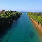 Seaview Aparthotel