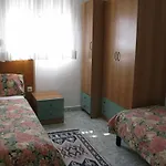 Seaview Aparthotel 4*